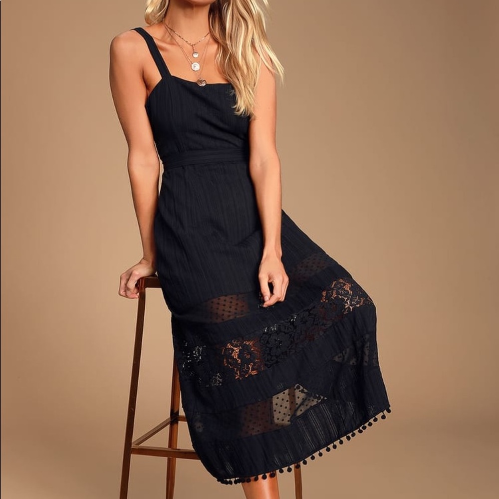 Hot Pursuit Lace Midi Dress